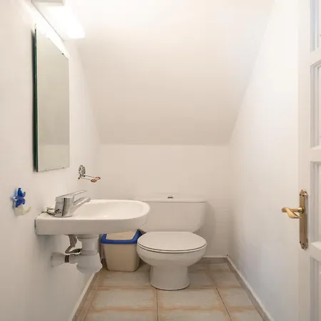 Elegant For 8 People Villa *