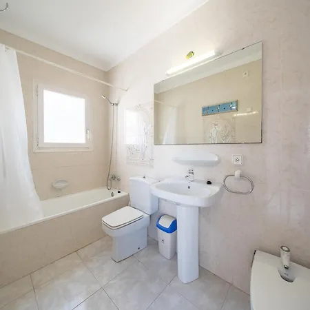 Elegant For 8 People Villa *